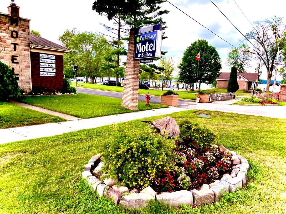 Park Place Motel & Suites Tweed ภายนอก รูปภาพ