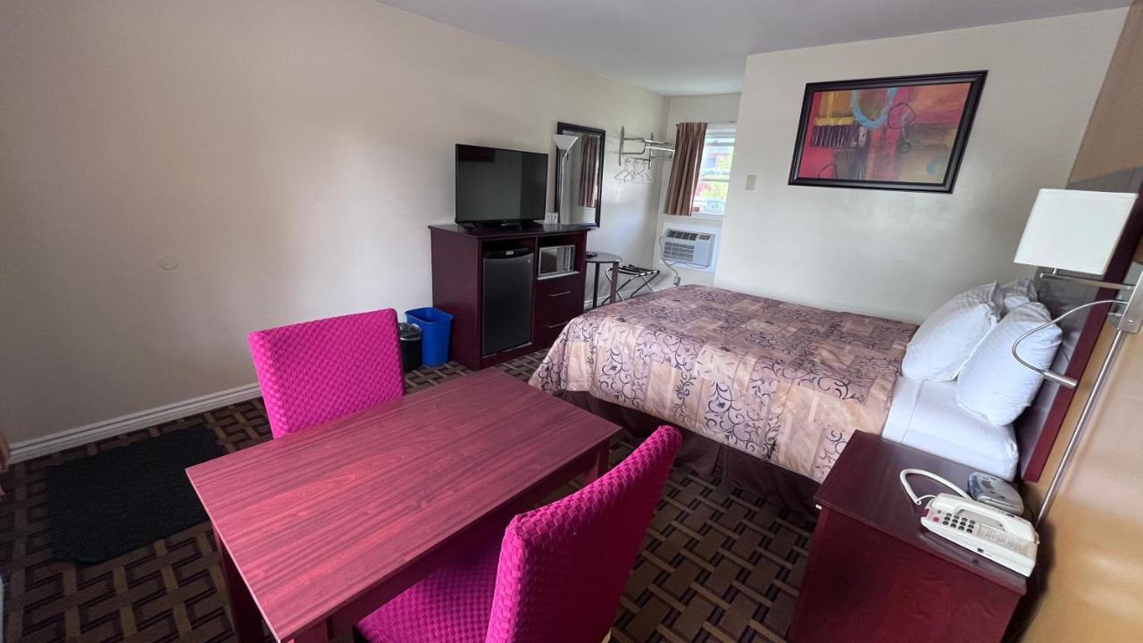 Park Place Motel & Suites Tweed ภายนอก รูปภาพ